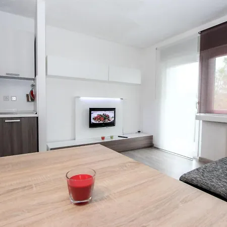 Am Birkenhain-30 By Interhome Apartmán